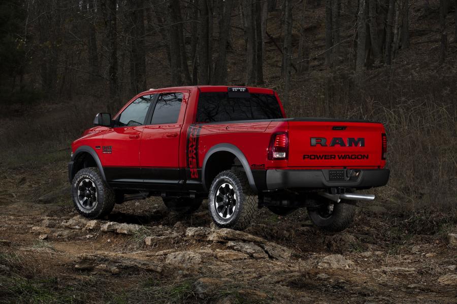  Dodge Ram 2500 Power Wagon Crew Cab 2017 года  (фото 22 из 30)